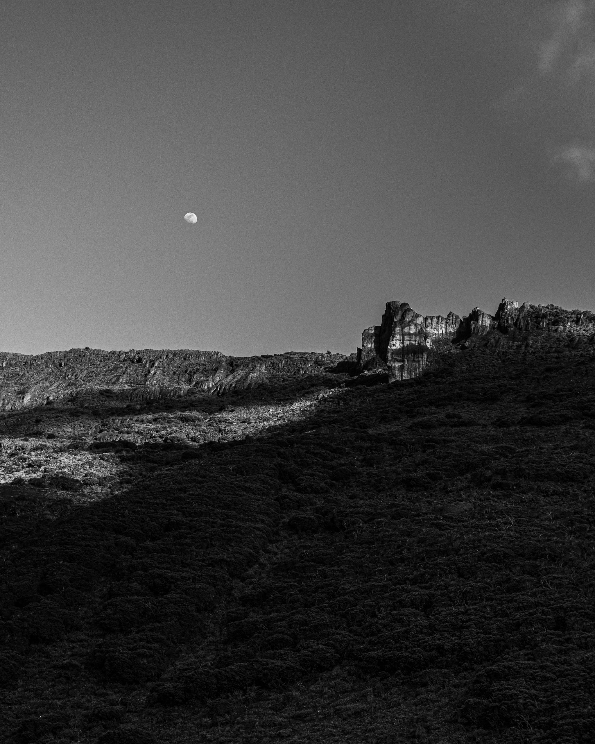 The moon over Los Crestones
